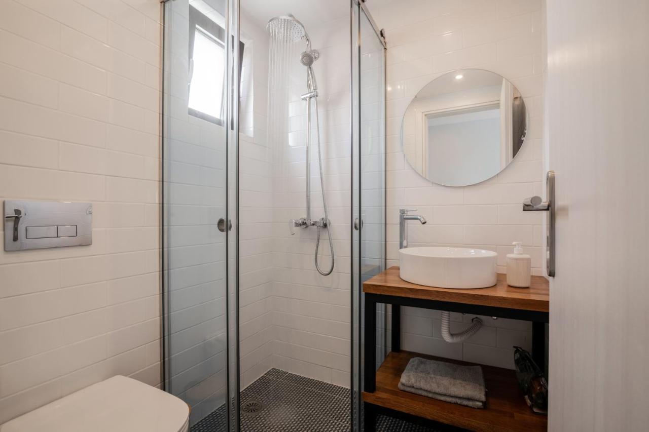 Cosy & Elegant Loft Suite In The City Center Закінф Екстер'єр фото